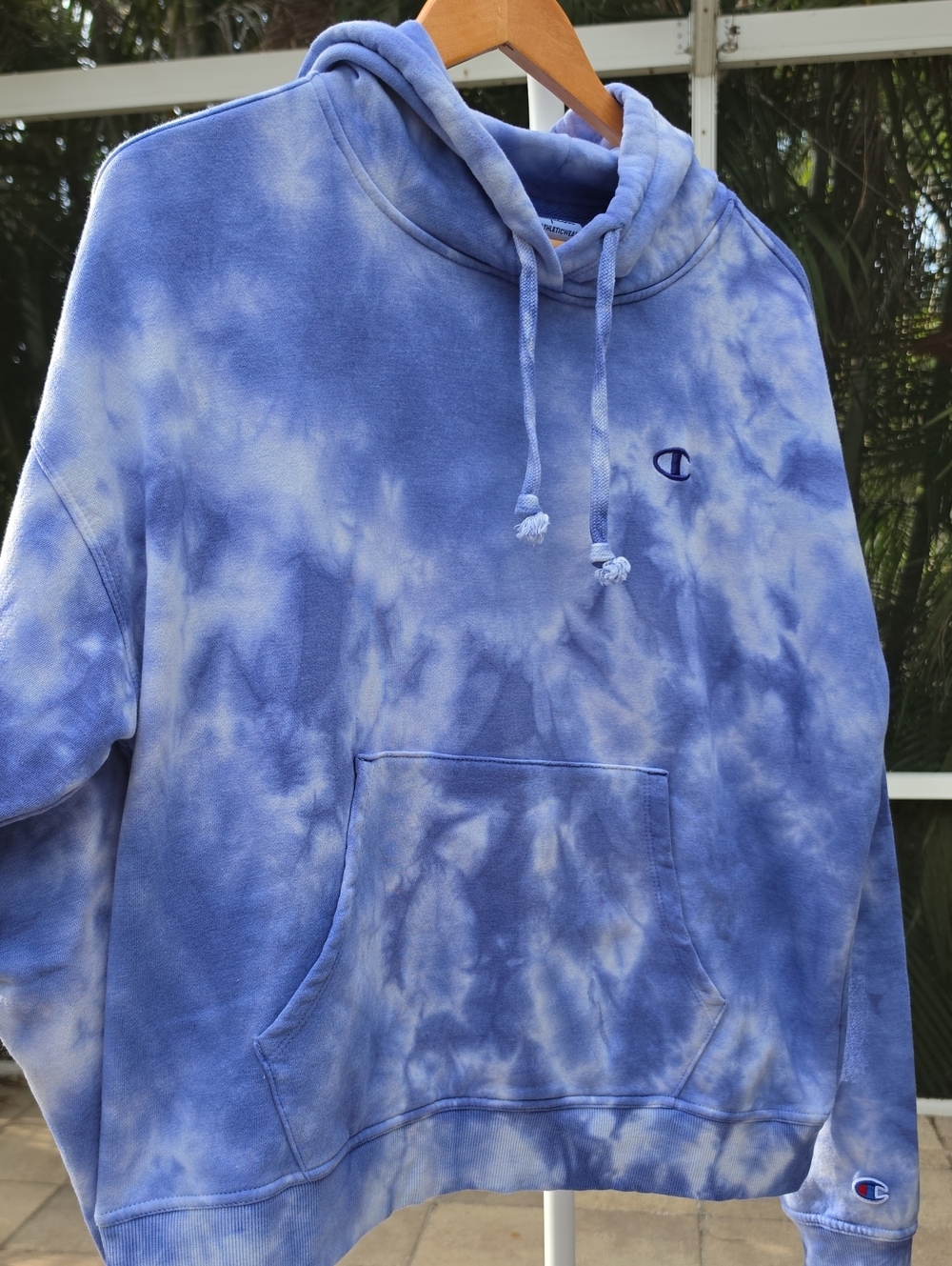 CHAMPION Blue & White Tie-Dye Hoodie